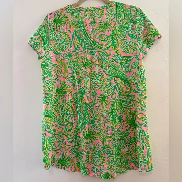 Lilly Pulitzer Etta Scoop Neck Shirt- Mandevilla Baby Fins And Flipper Print - Picture 6 of 10